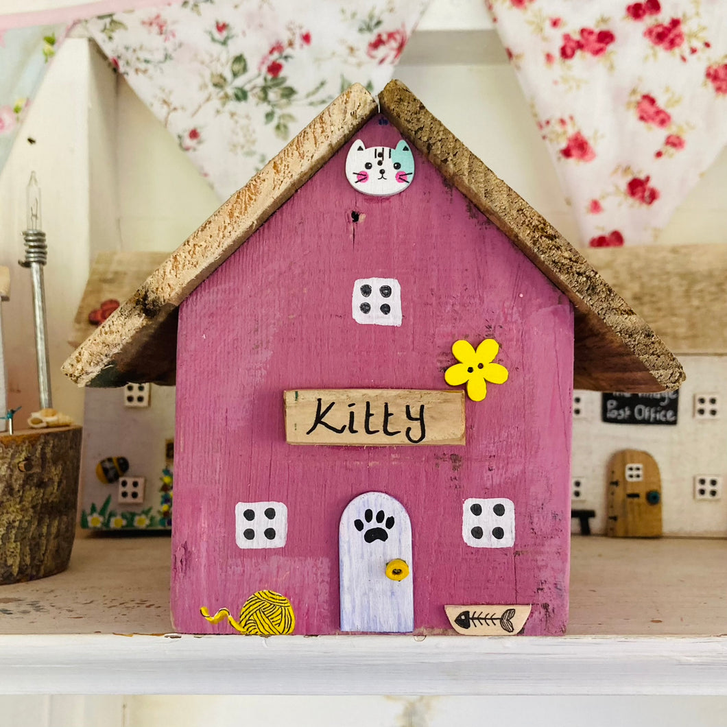 Personalised Wonky Kitty House